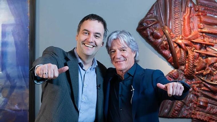 Adorni junto a su amigo Marcelo Grandio