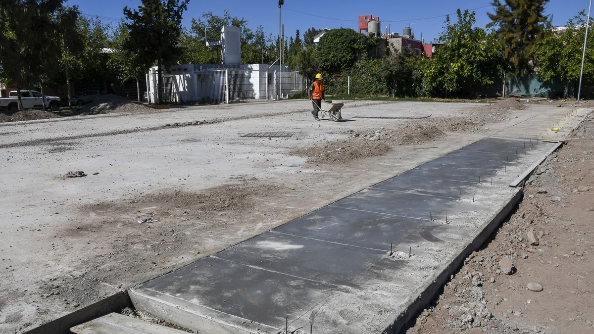 Guaymallén avanza con dos playones deportivos para fomentar la integración barrial