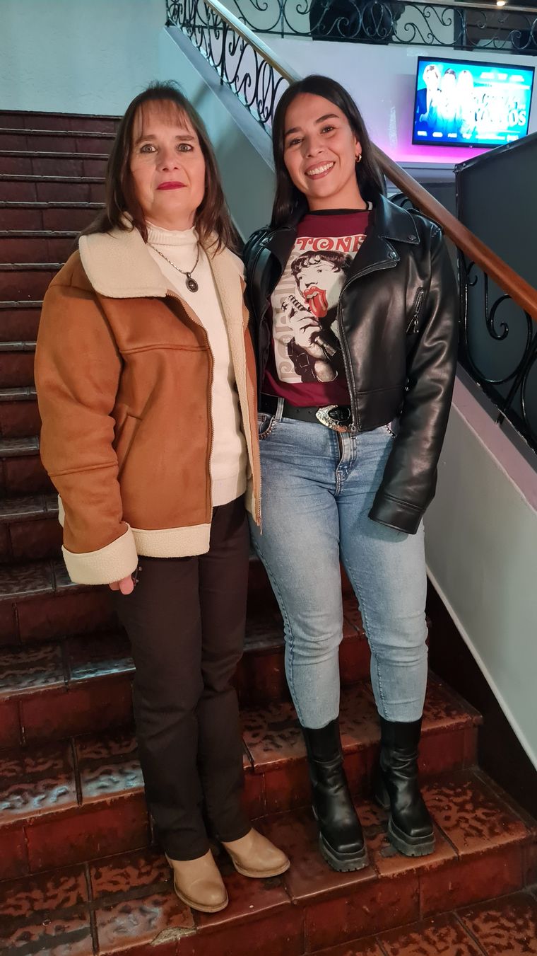 Patricia y Pilar madre e hija de Rivadavia.