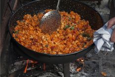 Migas con chorizo Una receta clásica de España para hacer en simples pasos Foto: Shutterstock