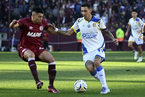 Ángel Di María jugó fue su primer partido fuera de casa tras su regreso y convirtió el gol del triunfo de Rosario Central. Eso sí, fue recibido como un campeón del mundo. Ángel Di María jugó fue su primer partido fuera de casa tras su regreso y convirtió el gol del triunfo de Rosario Central. Eso sí, fue recibido como un campeón del mundo.