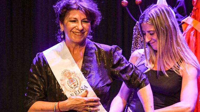 Dia de la mujer evento Adultos mayores-30