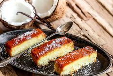 Flan de manzana y coco Una receta simple y deliciosa para hacer en minutos. Foto: Shutterstock
