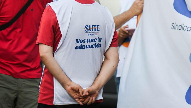 El SUTE negocia el nuevo aumenta salarial, al igual que otros gremios estatales Foto: Santiago Tagua/MDZ