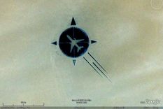 la increible historia de una figura en el desierto de sahara