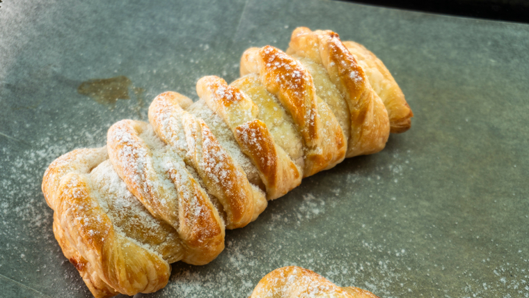Esta receta de trenzas de hojaldrees facilísima Esta receta de trenzas de hojaldrees facilísima