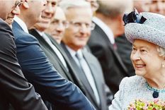 Con más de 70 años en el poder, la reina Isabel II es una de las mayores influencias de la realeza mundial. Foto: Instagram @theroyalfamily
