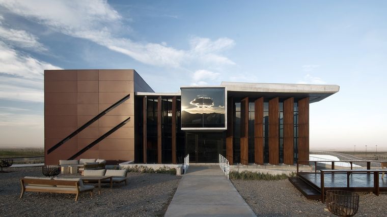 El hotel se ubica en los imponentes paisajes de Valle de Uco Foto: Casa de Uco