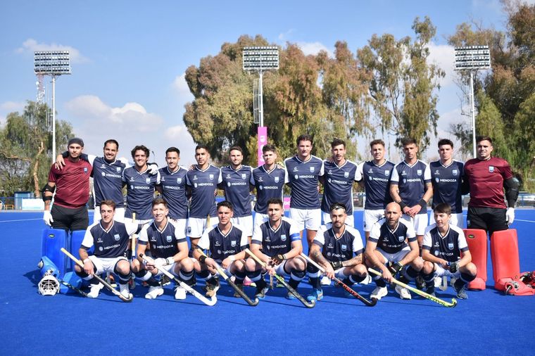 Mendoza intentará defender el título en el Argentino de Selecciones masculino. Mendoza intentará defender el título en el Argentino de Selecciones masculino.