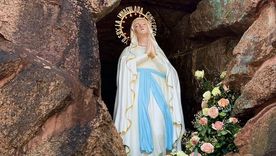 Miles de fieles participarán de la tradicional Fiesta de Nuestra Señora de Lourdes en El Challao. Miles de fieles participarán de la tradicional Fiesta de Nuestra Señora de Lourdes en El Challao.