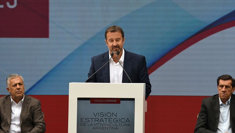 El consumidor es quien nos elije y hace que todo el circuito funcione, dijo Mario González de COVIAR. Foto: ALF PONCE MERCADO / MDZ