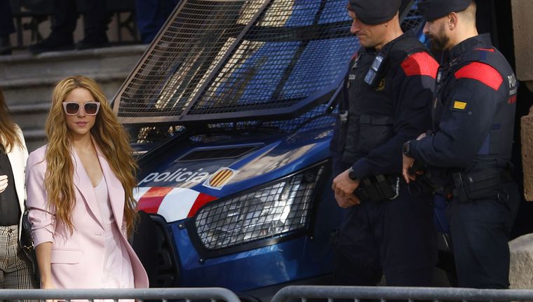 Así llegó Shakira para la audiencia en Barcelona Foto: EFE
