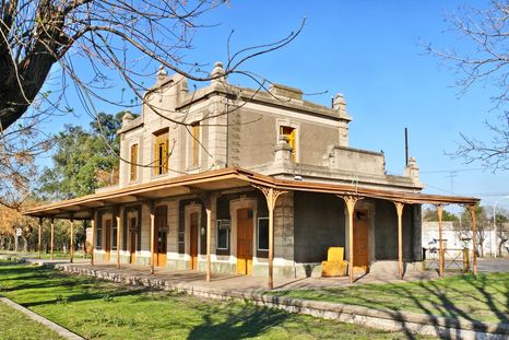 El pueblo de Buenos Aires tiene en su laguna uno de los principales atractivos para escapadas de fin de semana. El pueblo de Buenos Aires tiene en su laguna uno de los principales atractivos para escapadas de fin de semana.