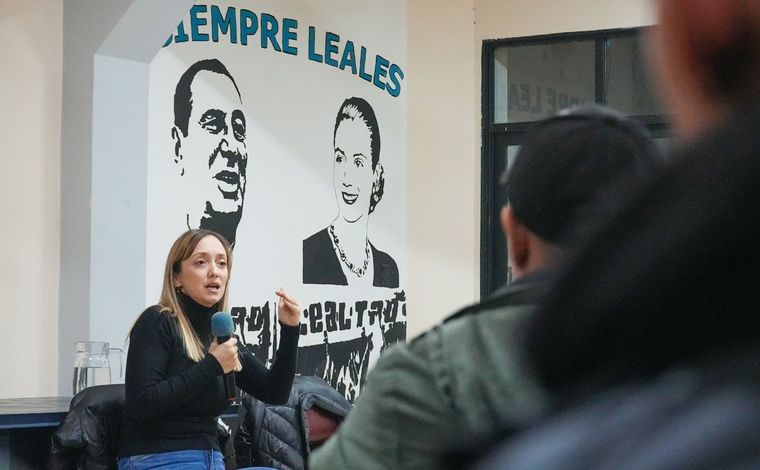 Anabel Fernández Sagasti en el cónclave del PJ godoicruceño. Foto: X @anabelfsagasti