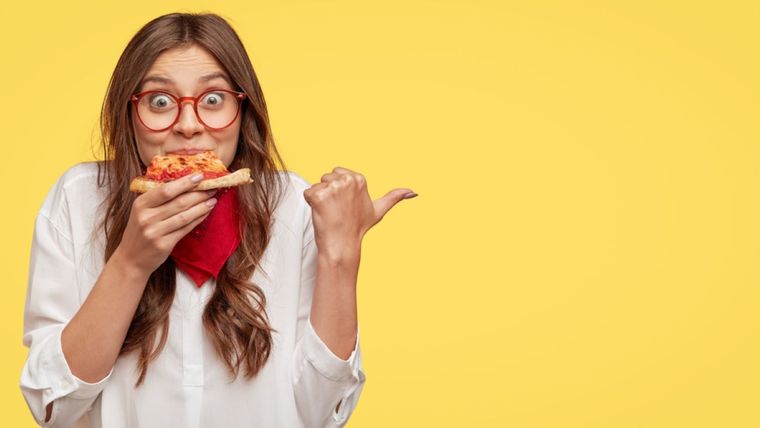 Lúcete con esta pizza hecha con masa sin harina Foto: Shutterstock