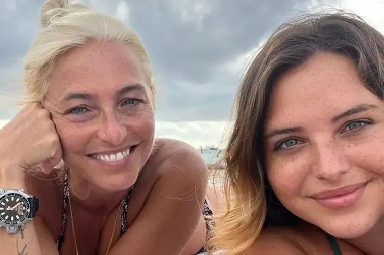 Monica Montefalcone y Giorgia Sommacal, la madre e hija que fallecieron en la expedición. Monica Montefalcone y Giorgia Sommacal, la madre e hija que fallecieron en la expedición.