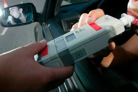 Triste nuevo récord: otro argentino superó el límite de alcoholemia al volante