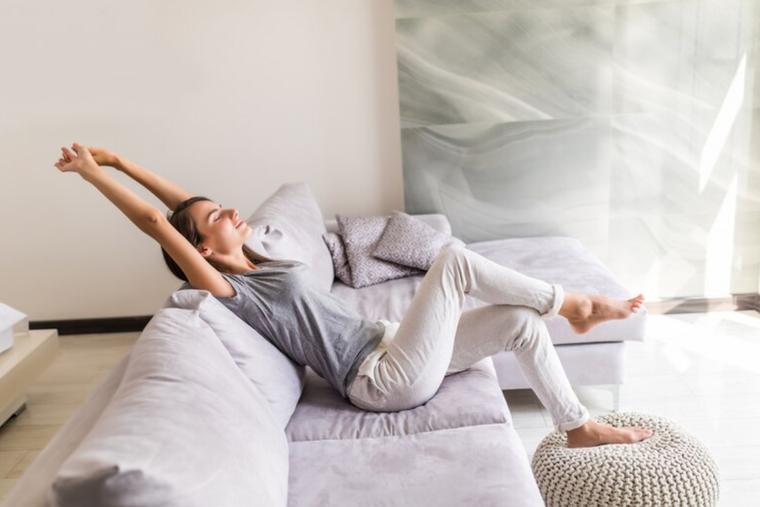 Las mejores técnicas para eliminar toda la suciedad de los sillones Foto: Shuttertock