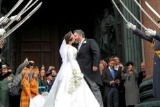 La ceremonia se llevó a cabo en la catedral de San Isaac. Foto: REUTERS