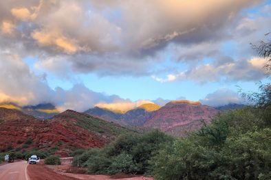 MDZol | Relatos Salvajes En la RN68 hay un punto fotográfico imperdible que se convirtió en atracción turística para cinéfilos. Foto: Gabriela Yalangozian