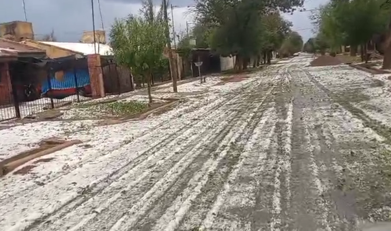 La tormenta afectó a los departamentos del Este con una importante cantidad de granizo.&nbsp;
