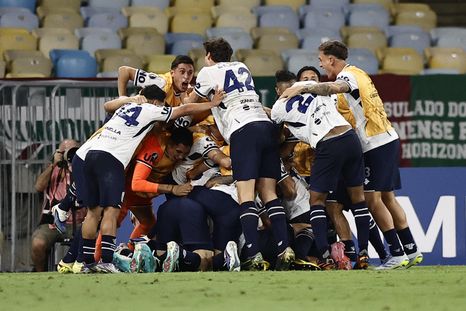 maracanazo azul: independiente rivadavia hizo historia y bajo a fluminense en brasil maracanazo azul: independiente rivadavia hizo historia y bajo a fluminense en brasil