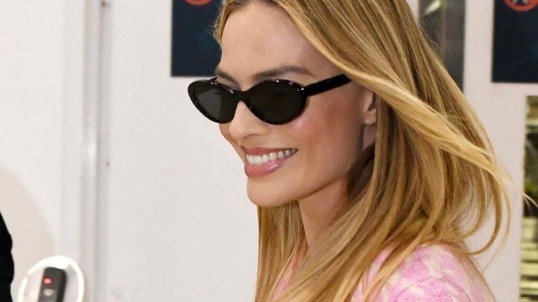 Margot Robbie Barbie Girl.