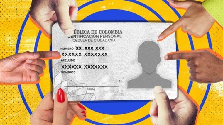 Sin una cédula, es prácticamente imposible para un extranjero vivir con normalidad en Colombia. Su pasaporte no vale para casi ningún trámite. Foto: BBC
