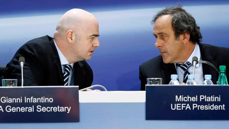 Infantino fue vicepresidente de Platini en la UEFA de 2009 a 2016. Infantino fue vicepresidente de Platini en la UEFA de 2009 a 2016.