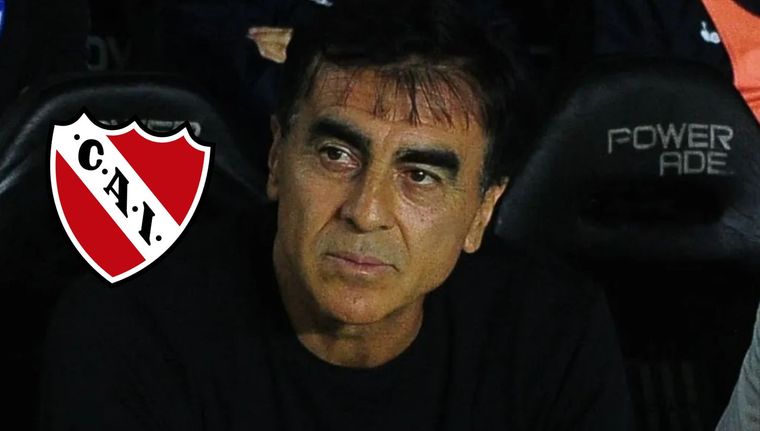 La dirigencia de Independiente quiere a Gustavo Quinteros como nuevo DT y este lunes habrá un primer contacto formal para conocer su postura.