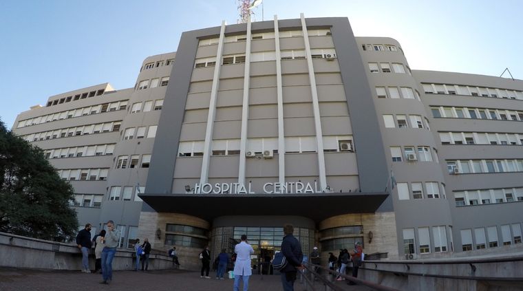 Una de las víctimas está internada en el hospital Central Foto: ALF PONCE MERCADO / MDZ