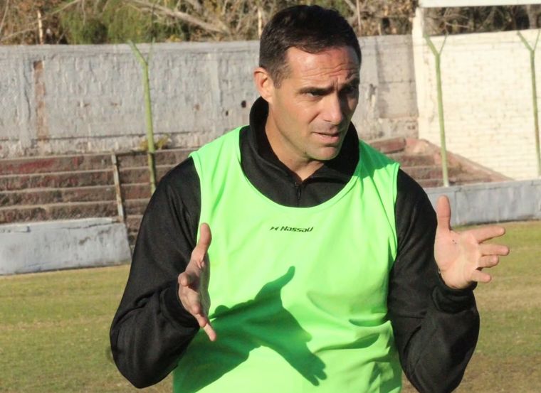 Bazzali, DT de la Liga Mendocina.&nbsp;