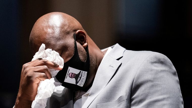 Philonise Floyd durante una audiencia del Comité Judicial de la Cámara de Representantes sobre las prácticas policiales, Washington, EE.UU., el 10 de junio de 2020.