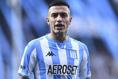 el tremendo cruce entre un jugador de racing y un hincha de independiente: ?sos terrible amargo y pelot?? el tremendo cruce entre un jugador de racing y un hincha de independiente: ?sos terrible amargo y pelot??