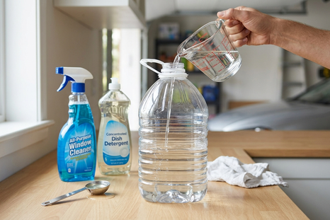 Un truco de limpieza que no falla. Fuente: IA Gemini, Un truco de limpieza que no falla. Fuente: IA Gemini,