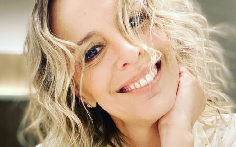 Enamorada Milva hace años que está felizmente en pareja.