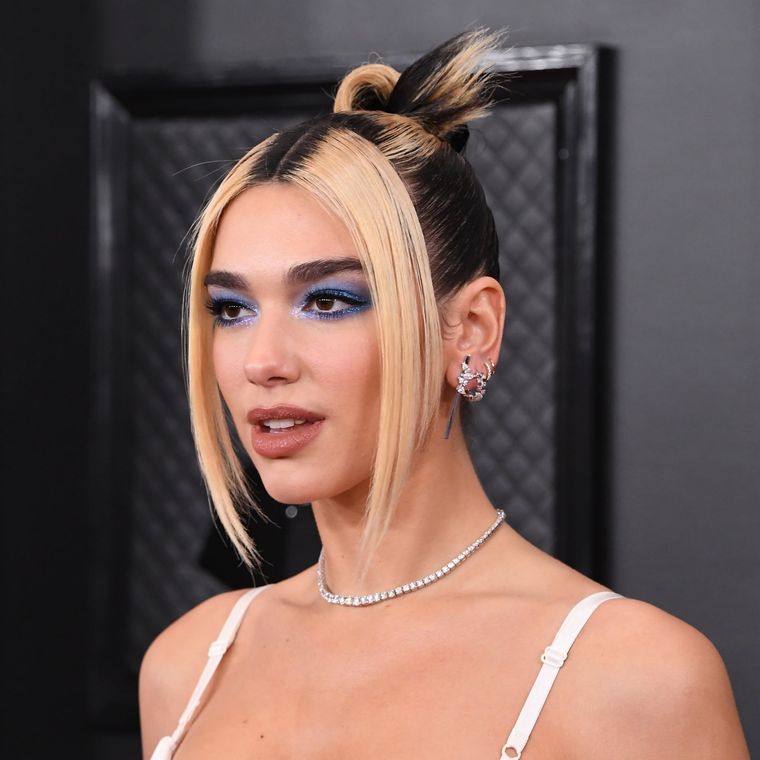 Casi enseña de más: las fotos de Dua Lipa para la revista Rolling Stone que han dado mucho de qué hablar