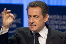 macri recibe a sarkozy y anuncia apoyo financiero