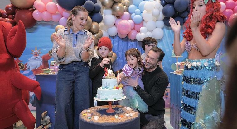 Sabrina Garciarena y Germán Paoloski compartieron imágenes del festejo de cumpleaños de su hija Mía La niña cumplió 4 años Foto: @sabrinagarciarena
