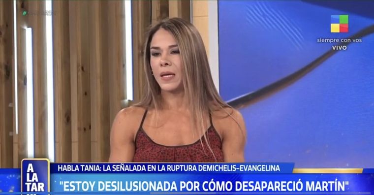 A pesar de reconocer la relación con Demichelis, la azafata negó ser responsable de la ruptura. Foto: A la Tarde A pesar de reconocer la relación con Demichelis, la azafata negó ser responsable de la ruptura. Foto: A la Tarde