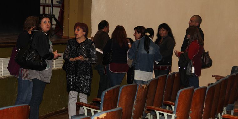 Un aspecto de la concurrencia de celadores al Teatro de la Escuela Iselin Foto: Maggie Ojcius/Mediamza.com