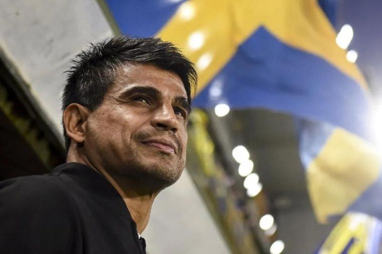 Hugo Ibarra El técnico de Boca y una decisión de confianza para su plantel.