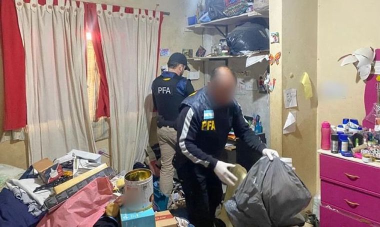 La investigación por abuso de menores comenzó en 2022, cuando una mujer denunció a un hombre con el cual había mantenido una relación