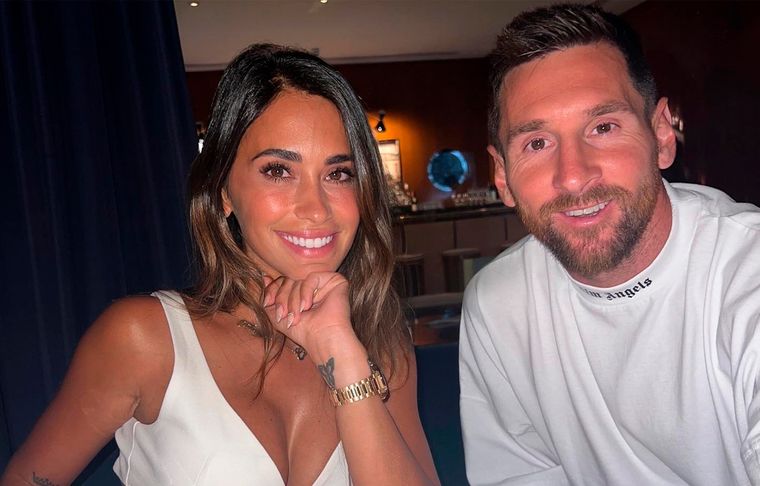 Lionel Messi y Antonela La pareja disfrutó de un pequeño descanso en París.