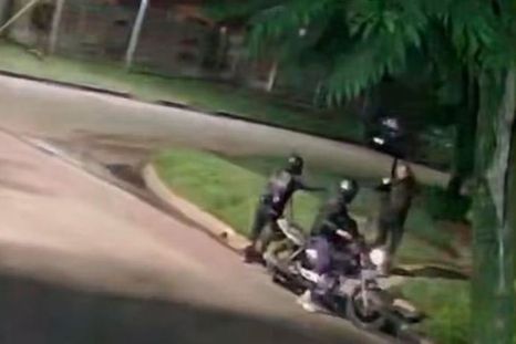 El hombre se encontraba camino a su trabajo cuando fue abordado por dos motochorros. El hombre se encontraba camino a su trabajo cuando fue abordado por dos motochorros.