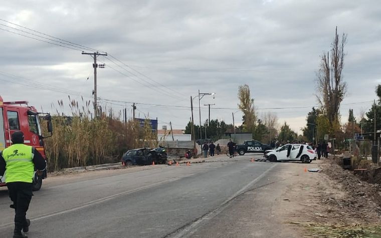 Así quedaron los autos tras el brutal choque. Foto: Gentileza.