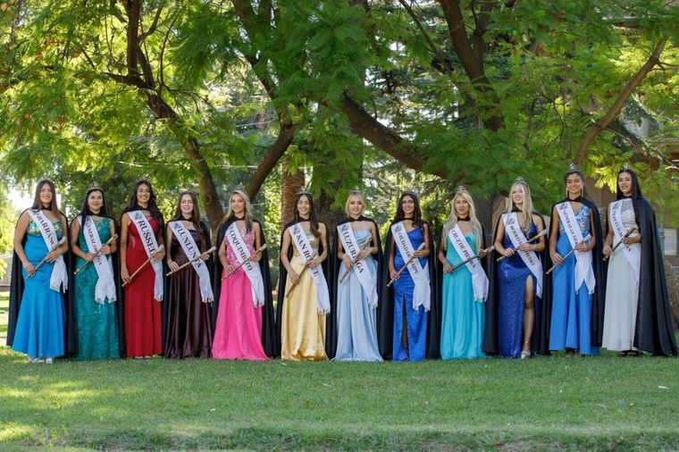 Las candidatas a reina de la Vendimia de Maipú Foto: Municipalidad de Maipú