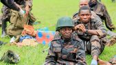 Soldados congoleños rendidos, ya en territorio ruandés Foto: EFE Soldados congoleños rendidos, ya en territorio ruandés Foto: EFE