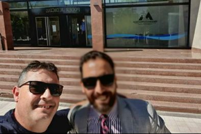 MDZol | Villegas (izquierda) al salir del Ministerio Público Fiscal.