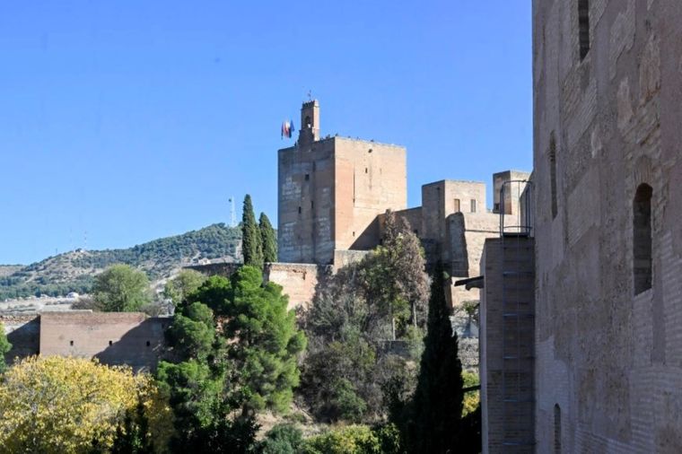 El terremoto causó alarma en la Alhambra, construida en el siglo XIII. Foto Efe El terremoto causó alarma en la Alhambra, construida en el siglo XIII. Foto Efe